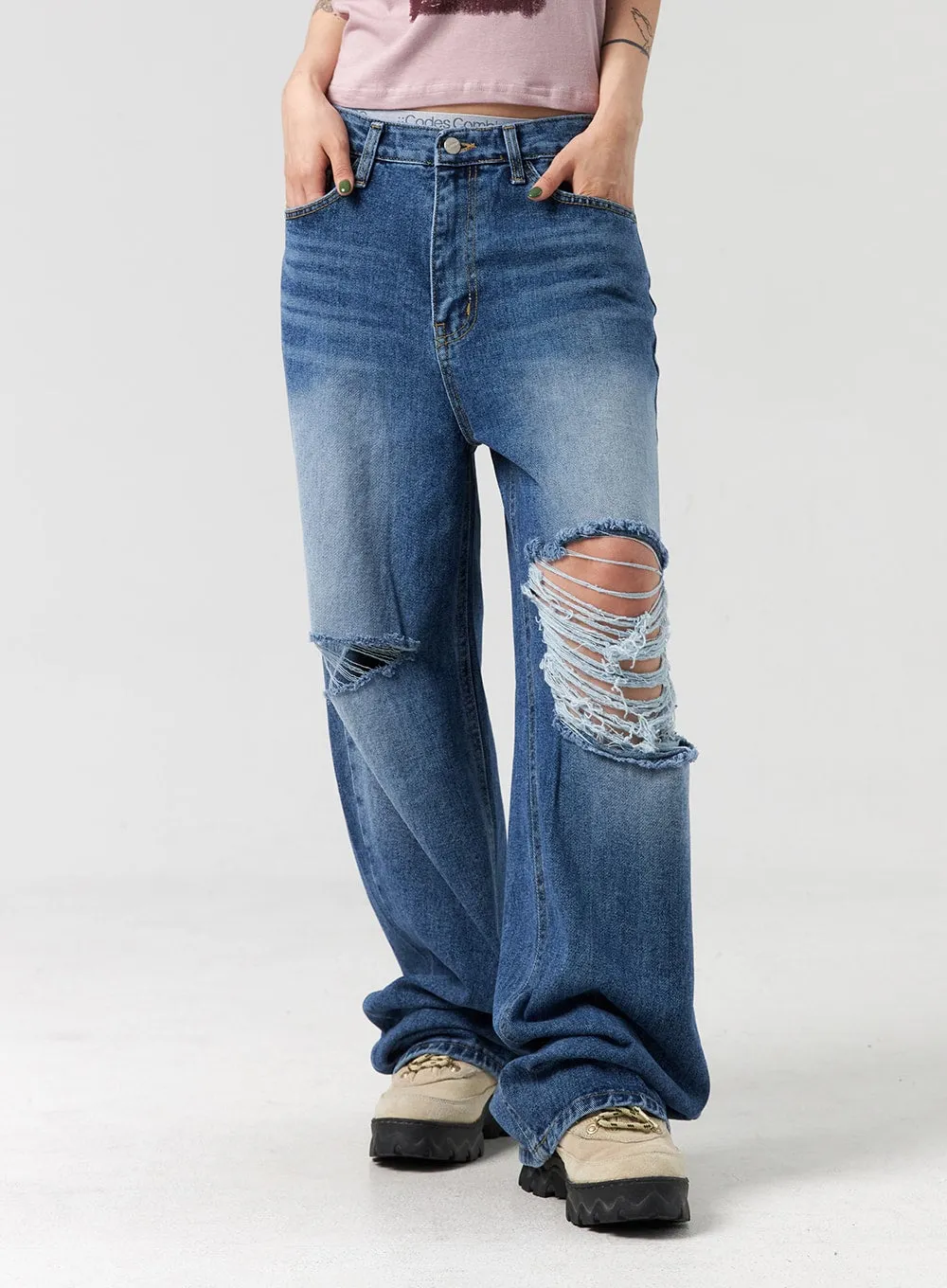 Mid-Wash Ripped Jeans CL328