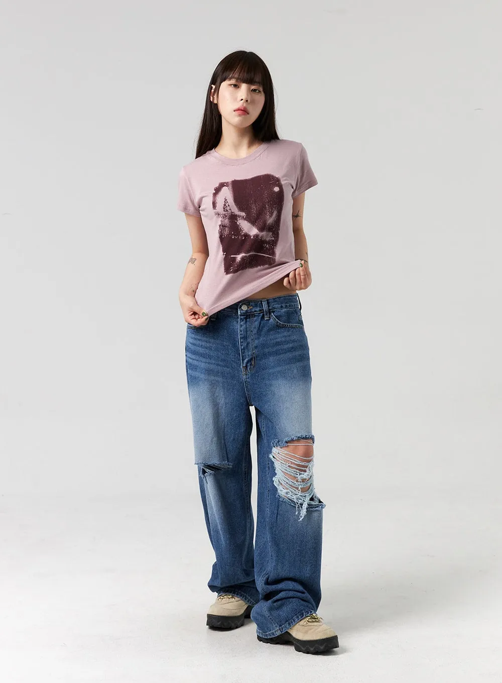 Mid-Wash Ripped Jeans CL328