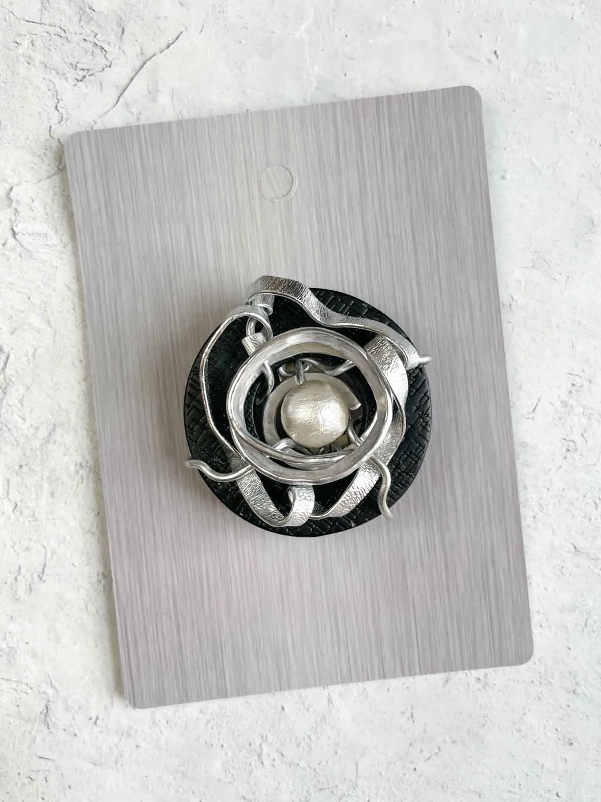 Saturn II Magnet Brooch, White UL