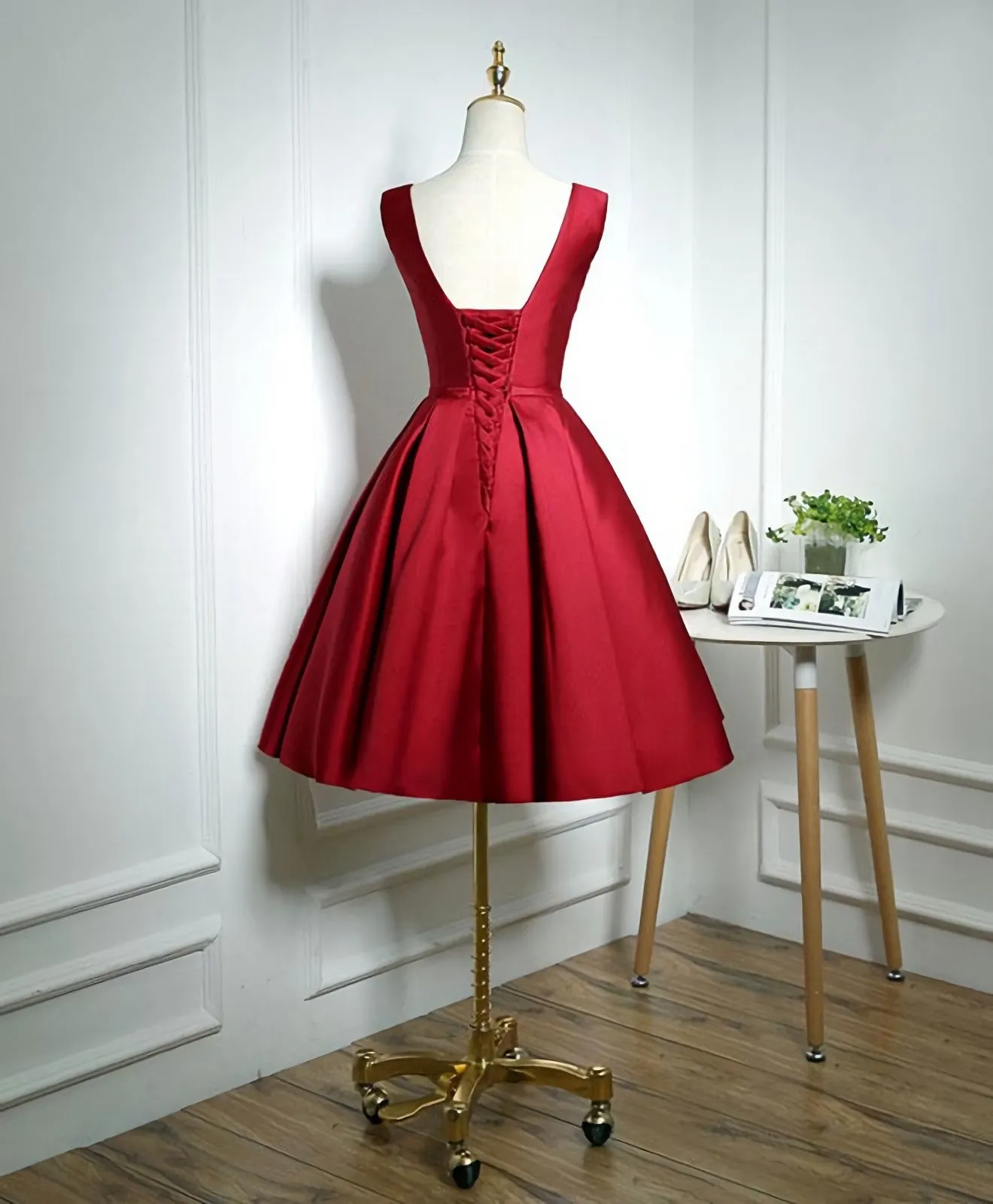 Simple Burgundy Satin V Neck Short Prom Dress, Evening Dress