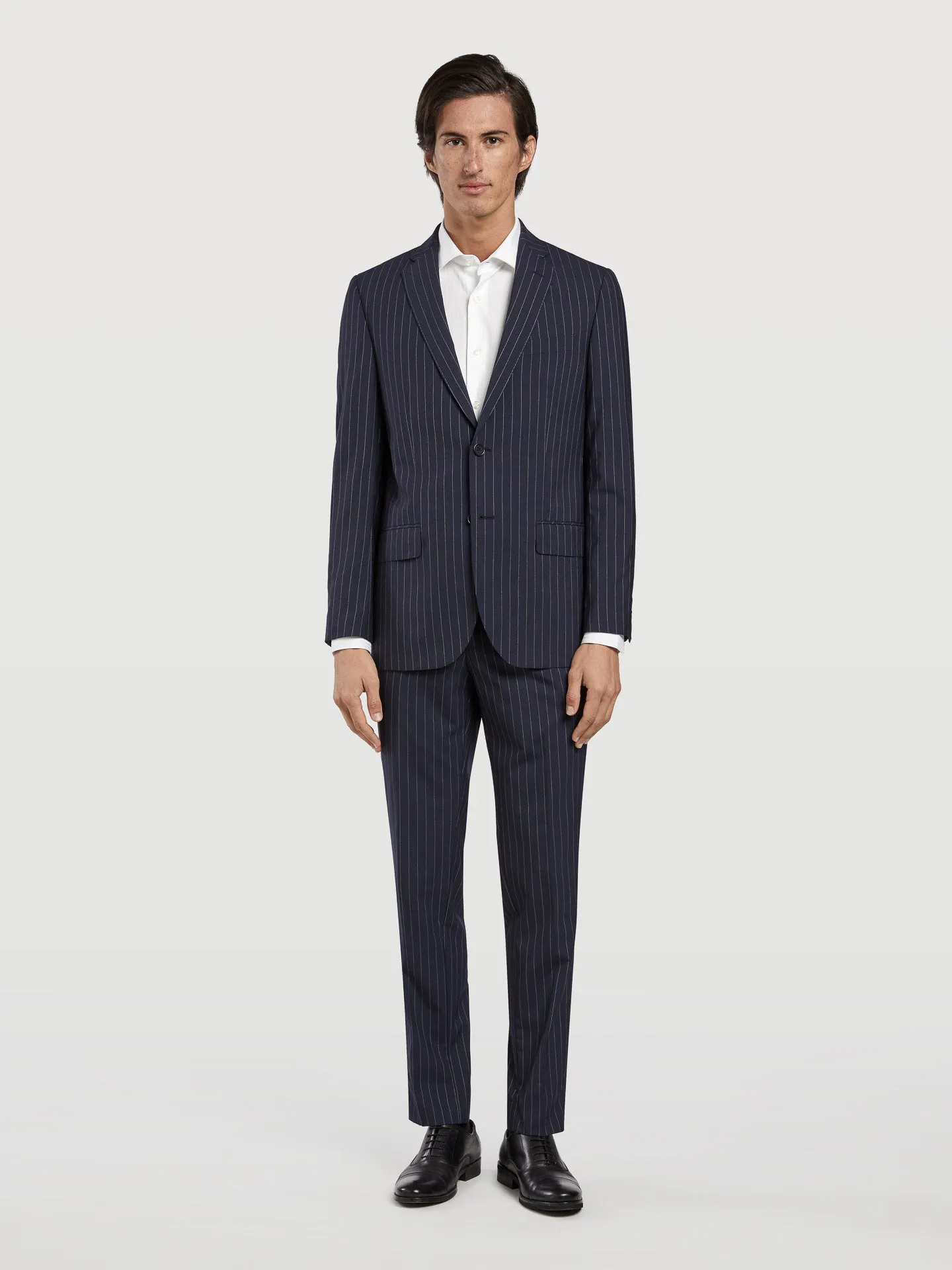 Slim fit chalk stripe business suit